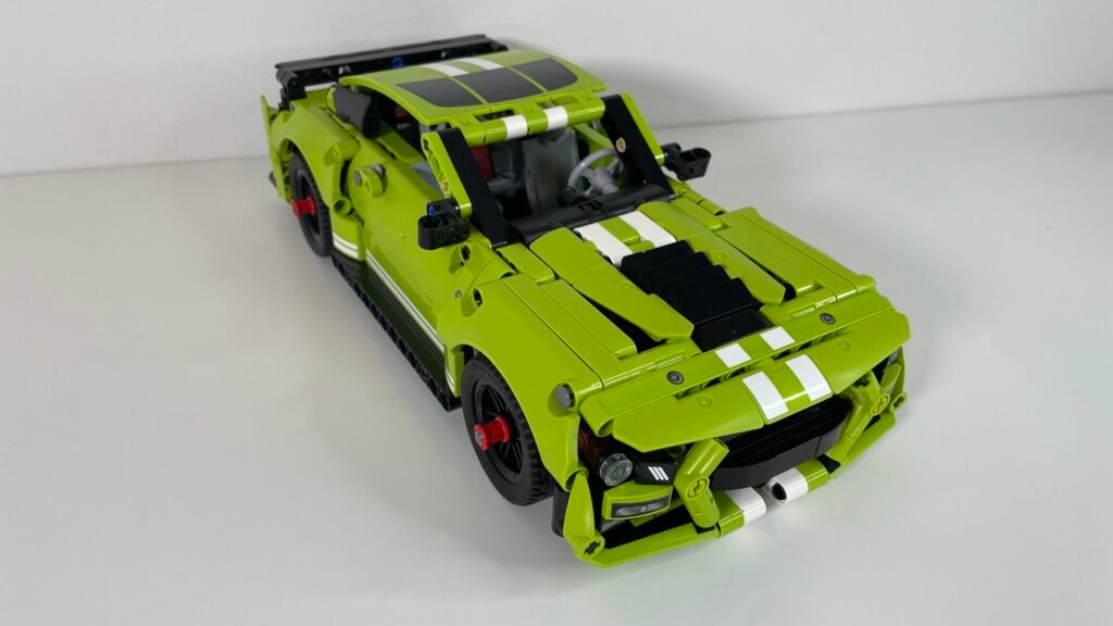 Lego noob builds his first Technic set  (42138) Ford Mustang Shelby GT500  review